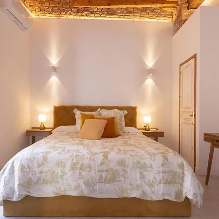 Apartamento Wonderful With Three Bedrooms And Two Bathrooms In The Center Málaga
