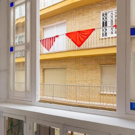 Wonderful With Three Bedrooms And Two Bathrooms In The Center Apartment Malaga